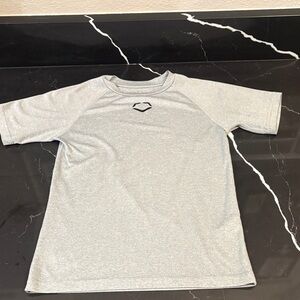 Youth small evoshield tshirt